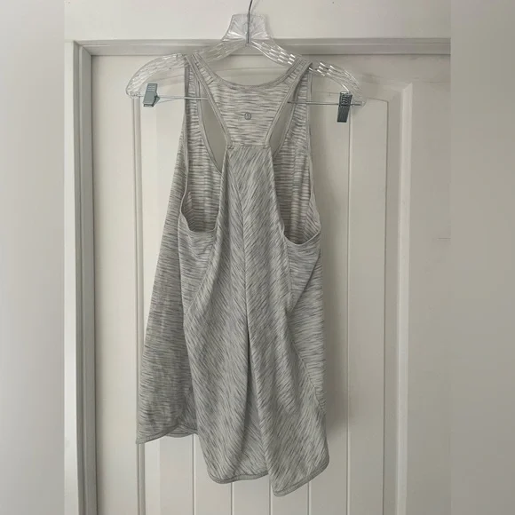 Lululemon Marled White Training Tank Top - Picture 2 of 3